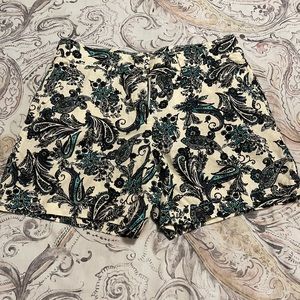 Size 6 teal, blue, & ecru paisley print linen shorts
